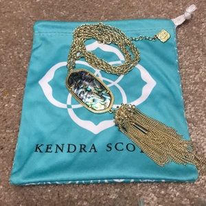 Kendra Scott necklace